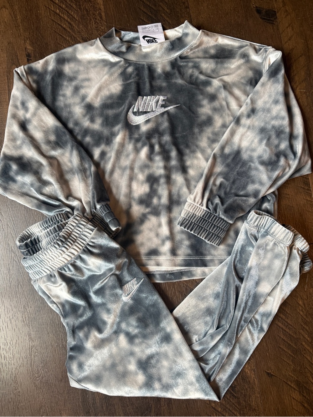 Nike Kids Tie-Dye Velvet Sweatshirt & Joggers - Gray White sz 6X